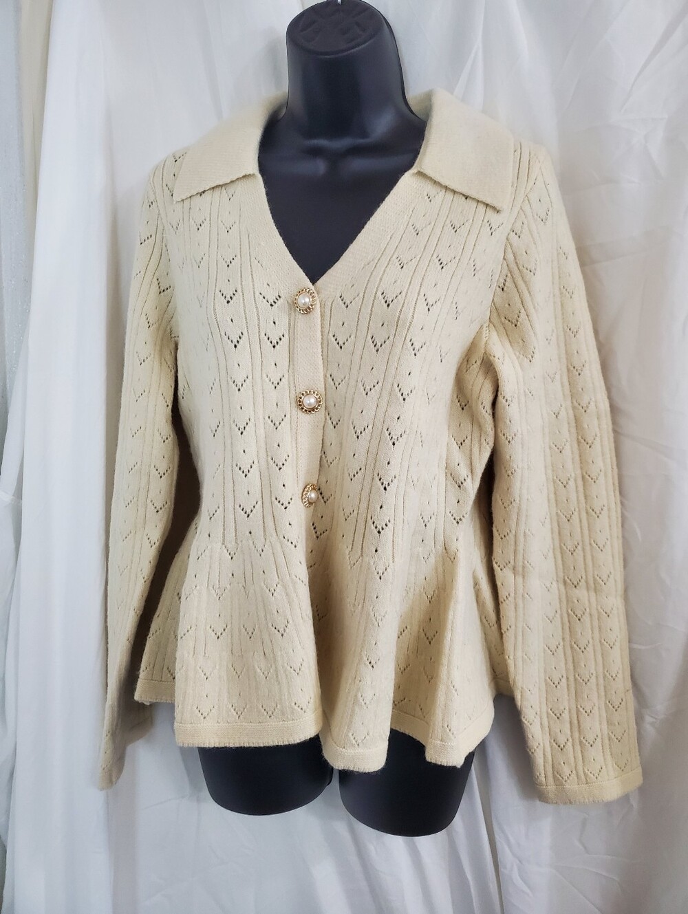 Jessica Simpson cream crochet pointelle knit style pearl button peplum cardigan
